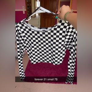 2 cropped long sleeve